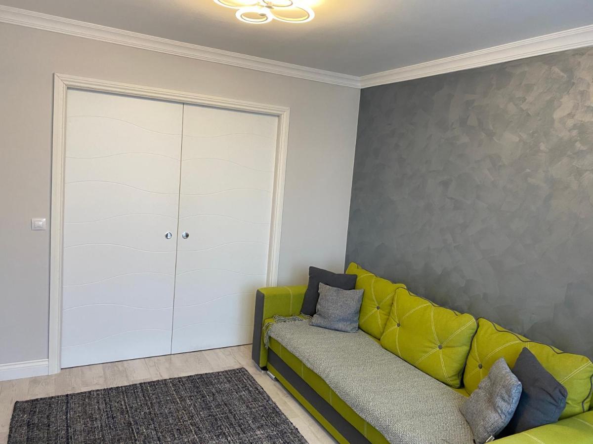 Gabi Apartament Suceava Eksteriør bilde